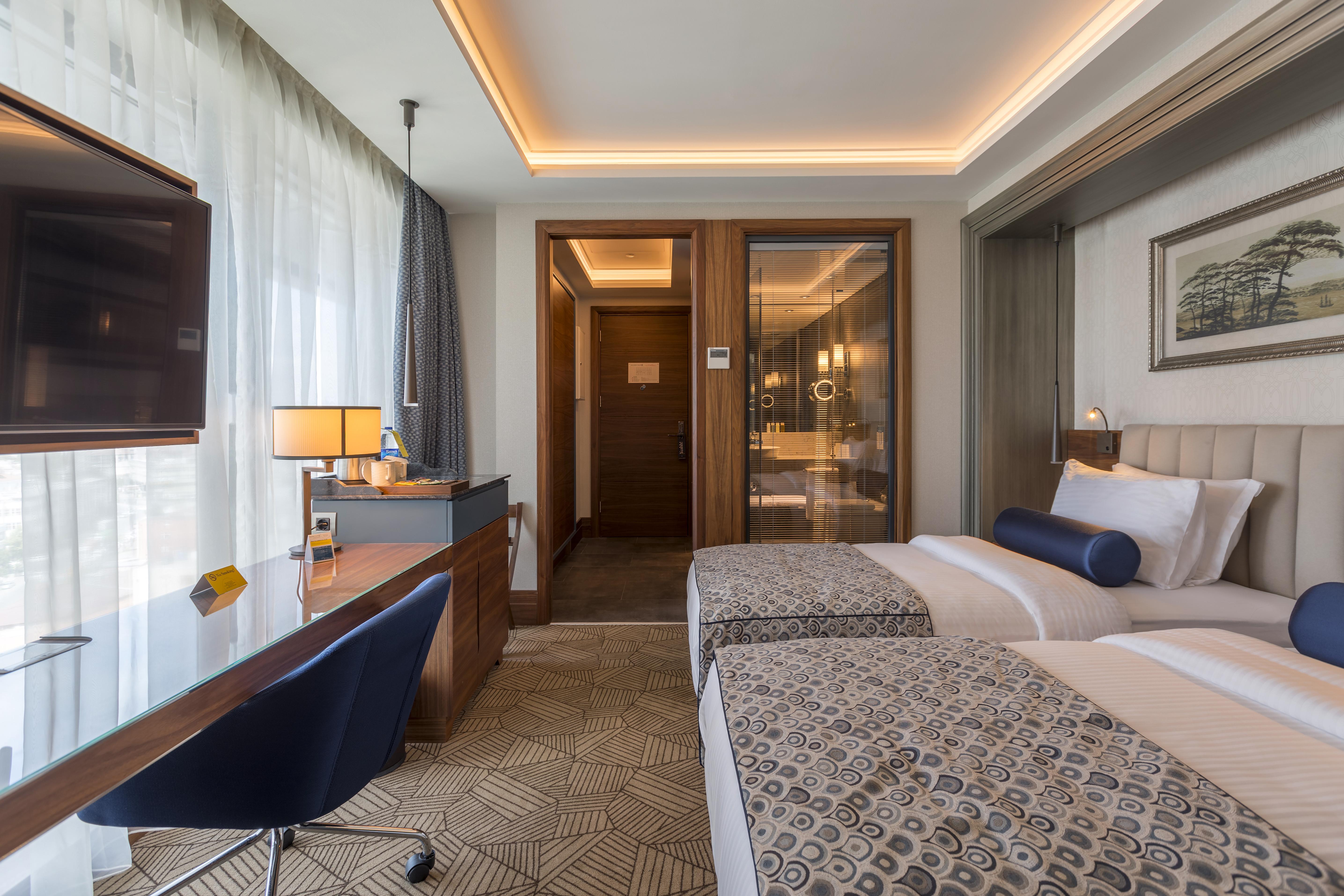 Otel Golden Tulip Bayrampasa 5*